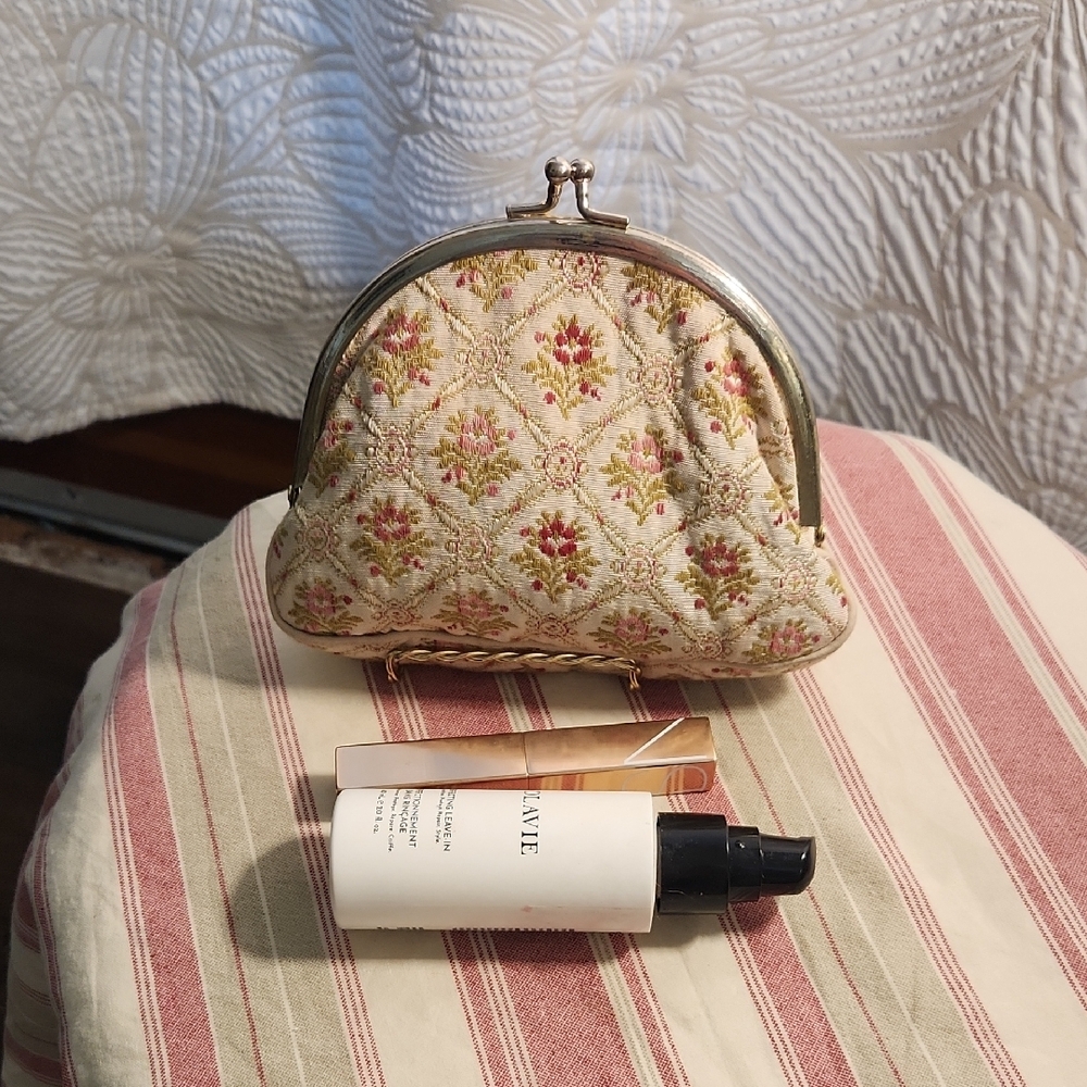 Floral Kisslock Accessories, Make Up, Coin, Sew Clutch Boho Grandmacore Cottage - Picture 8 of 8